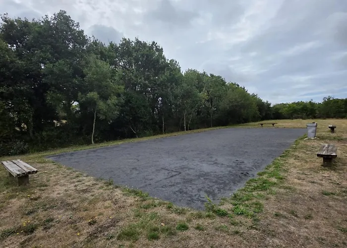 Maison Et Golf * LʼAiguillon-sur-Vie